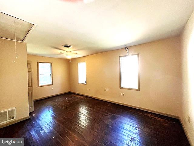 1033 SUNNYSIDE DR, WINCHESTER, Virginia 22603, 2 Bedrooms Bedrooms, ,1 BathroomBathrooms,Residential,For sale,1033 SUNNYSIDE DR,VAFV2036982 MLS # VAFV2036982