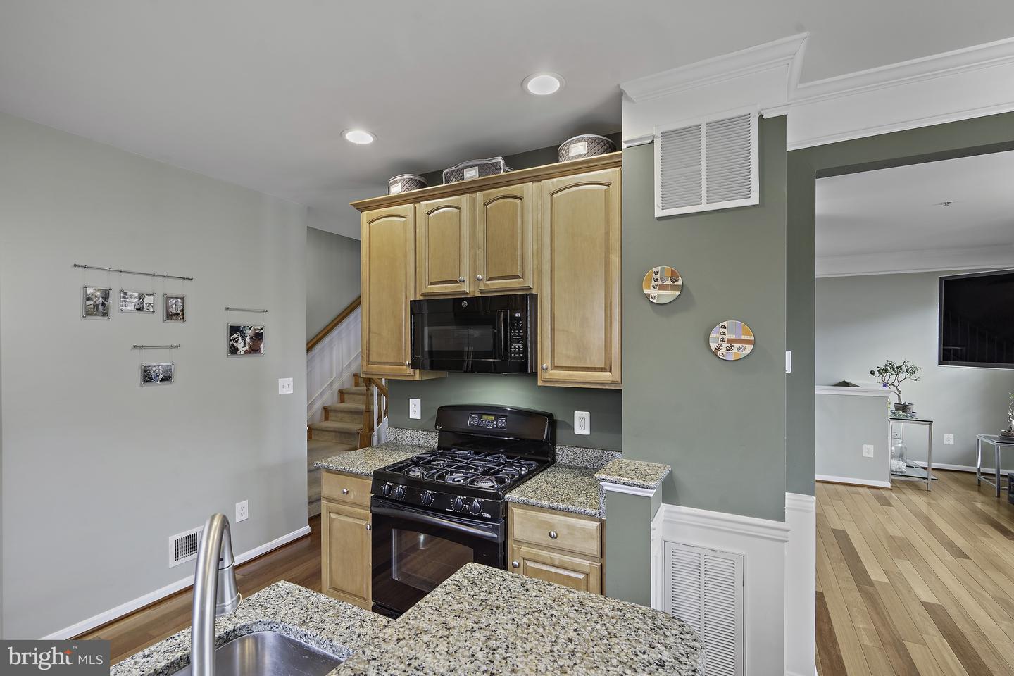 24634 ROSEBAY TER, ALDIE, Virginia 20105, 2 Bedrooms Bedrooms, ,2 BathroomsBathrooms,Residential,For sale,24634 ROSEBAY TER,VALO2104286 MLS # VALO2104286