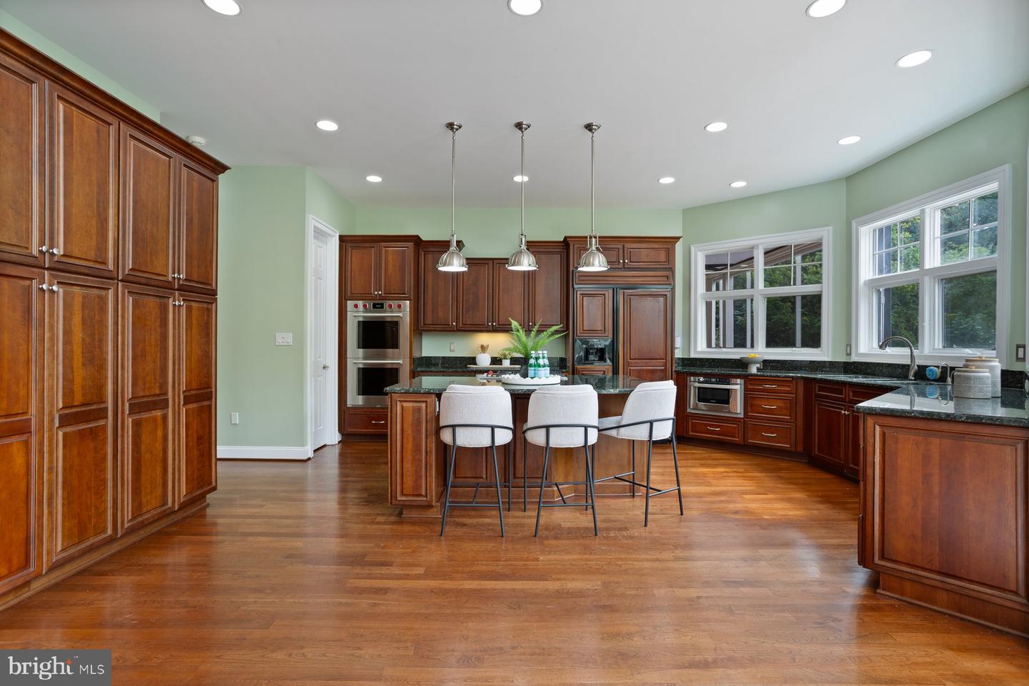 40321 BEACON HILL DR, LEESBURG, Virginia 20176, 6 Bedrooms Bedrooms, ,7 BathroomsBathrooms,Residential,For sale,40321 BEACON HILL DR,VALO2106174 MLS # VALO2106174