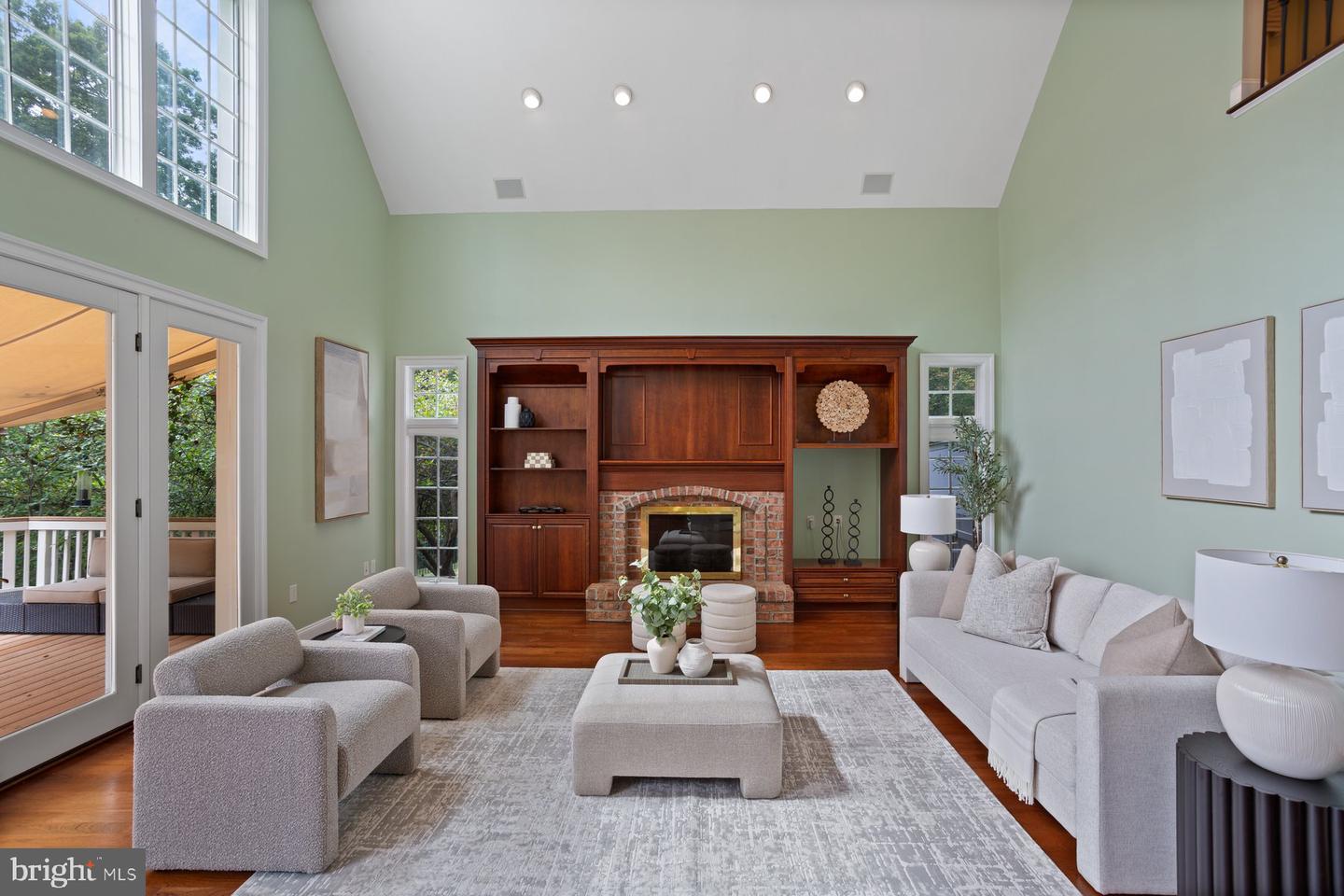 40321 BEACON HILL DR, LEESBURG, Virginia 20176, 6 Bedrooms Bedrooms, ,7 BathroomsBathrooms,Residential,For sale,40321 BEACON HILL DR,VALO2106174 MLS # VALO2106174