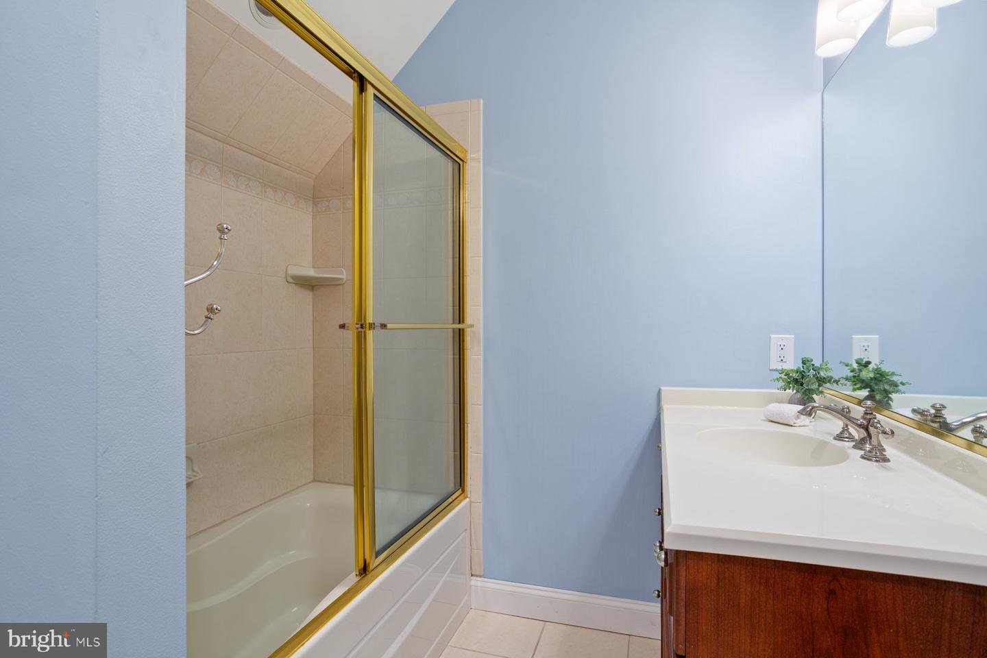 40321 BEACON HILL DR, LEESBURG, Virginia 20176, 6 Bedrooms Bedrooms, ,7 BathroomsBathrooms,Residential,For sale,40321 BEACON HILL DR,VALO2106174 MLS # VALO2106174
