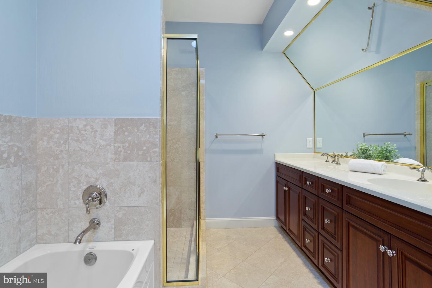 40321 BEACON HILL DR, LEESBURG, Virginia 20176, 6 Bedrooms Bedrooms, ,7 BathroomsBathrooms,Residential,For sale,40321 BEACON HILL DR,VALO2106174 MLS # VALO2106174