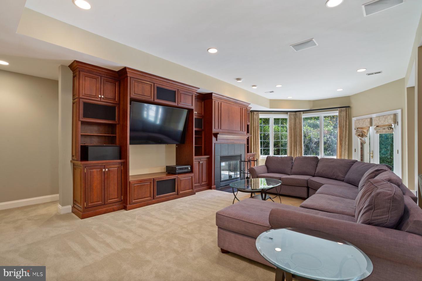 40321 BEACON HILL DR, LEESBURG, Virginia 20176, 6 Bedrooms Bedrooms, ,7 BathroomsBathrooms,Residential,For sale,40321 BEACON HILL DR,VALO2106174 MLS # VALO2106174