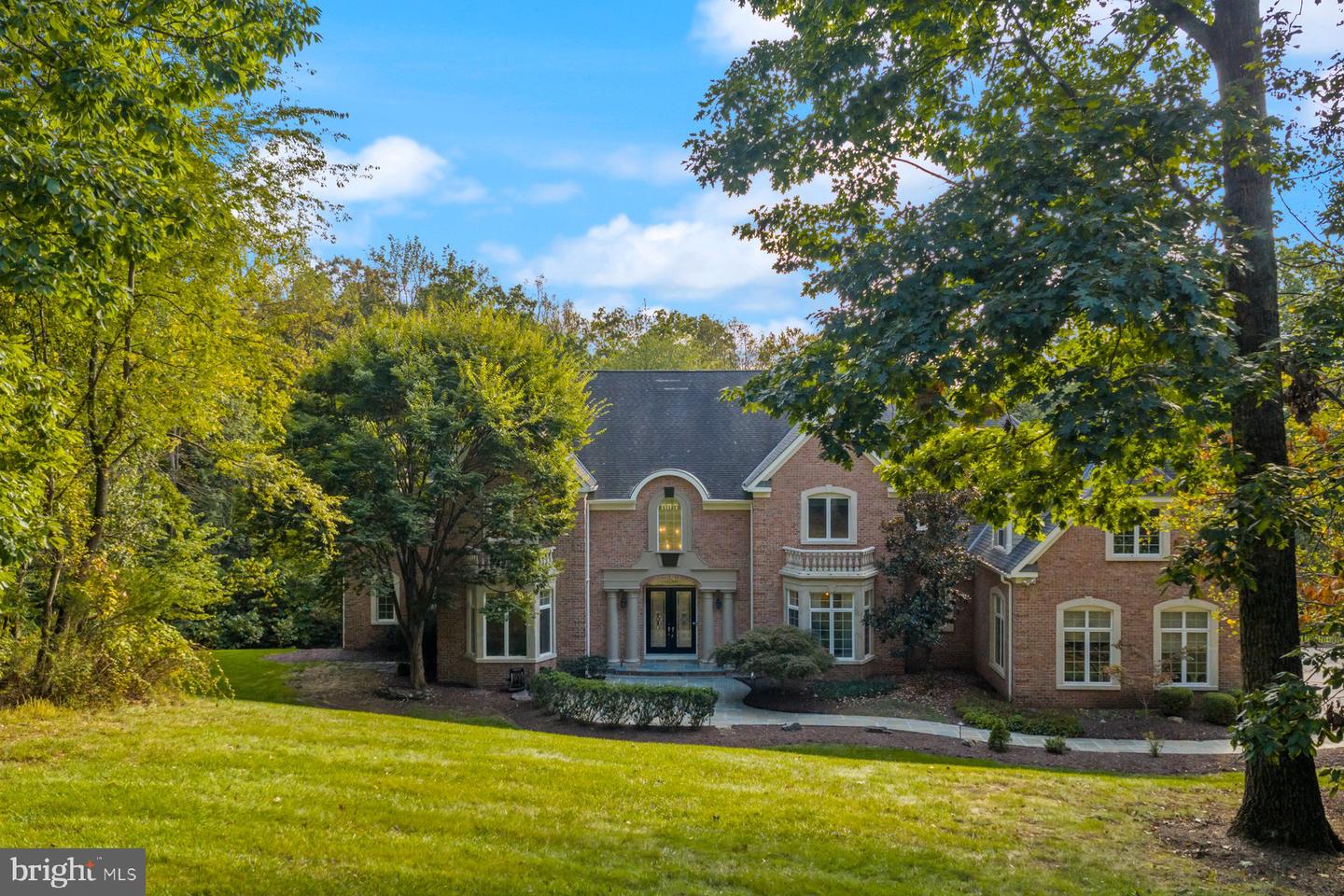 40321 BEACON HILL DR, LEESBURG, Virginia 20176, 6 Bedrooms Bedrooms, ,7 BathroomsBathrooms,Residential,For sale,40321 BEACON HILL DR,VALO2106174 MLS # VALO2106174