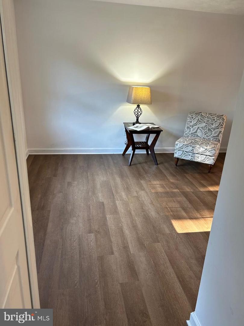 8408 DAMPIER CT, SPRINGFIELD, Virginia 22153, 3 Bedrooms Bedrooms, ,1 BathroomBathrooms,Residential,For sale,8408 DAMPIER CT,VAFX2265954 MLS # VAFX2265954