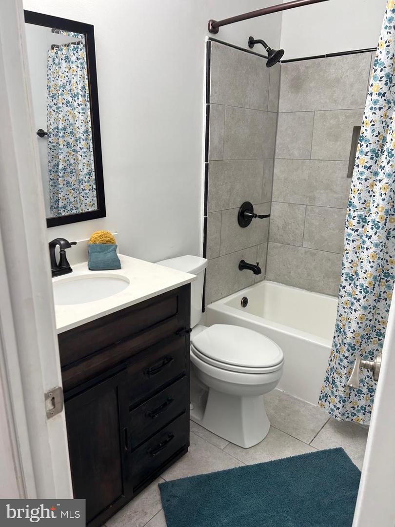 8408 DAMPIER CT, SPRINGFIELD, Virginia 22153, 3 Bedrooms Bedrooms, ,1 BathroomBathrooms,Residential,For sale,8408 DAMPIER CT,VAFX2265954 MLS # VAFX2265954