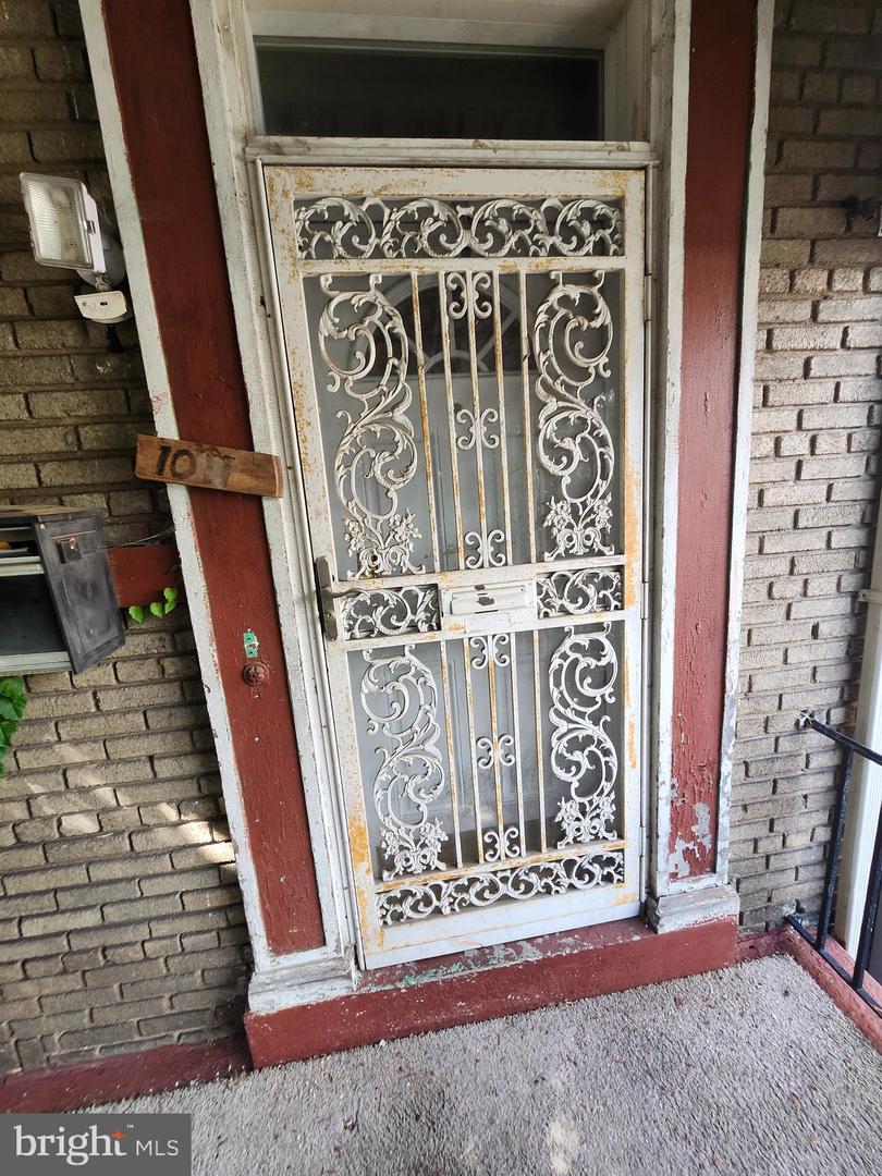 1011 QUEBEC PL NW, WASHINGTON, District Of Columbia 20010, 3 Bedrooms Bedrooms, ,1 BathroomBathrooms,Residential,For sale,1011 QUEBEC PL NW,DCDC2222416 MLS # DCDC2222416