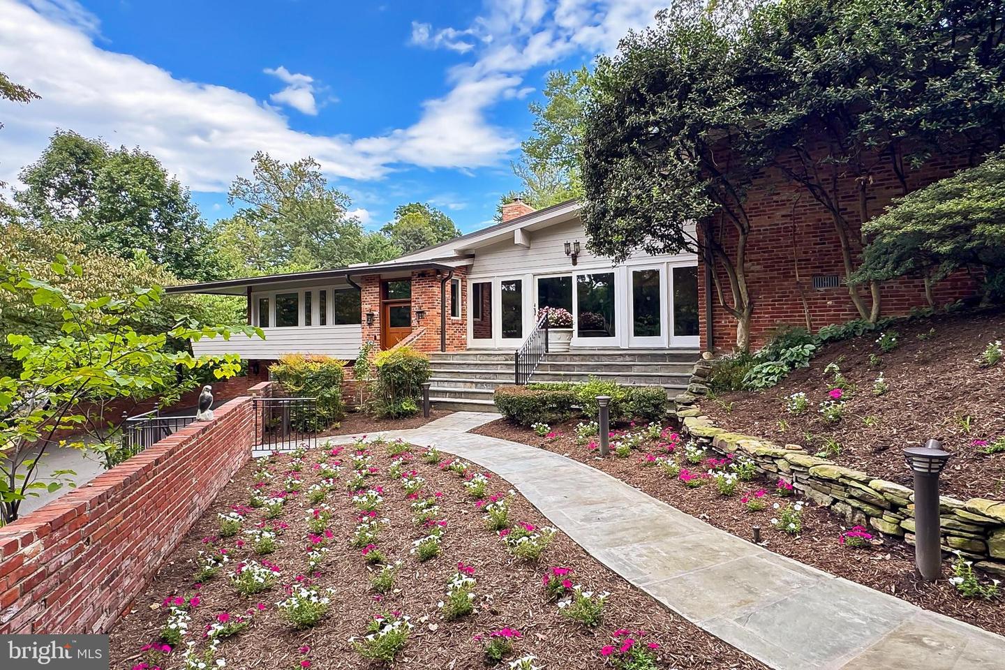 1753 ARMY NAVY DR, ARLINGTON, Virginia 22202, 6 Bedrooms Bedrooms, ,6 BathroomsBathrooms,Residential,For sale,1753 ARMY NAVY DR,VAAR2063716 MLS # VAAR2063716