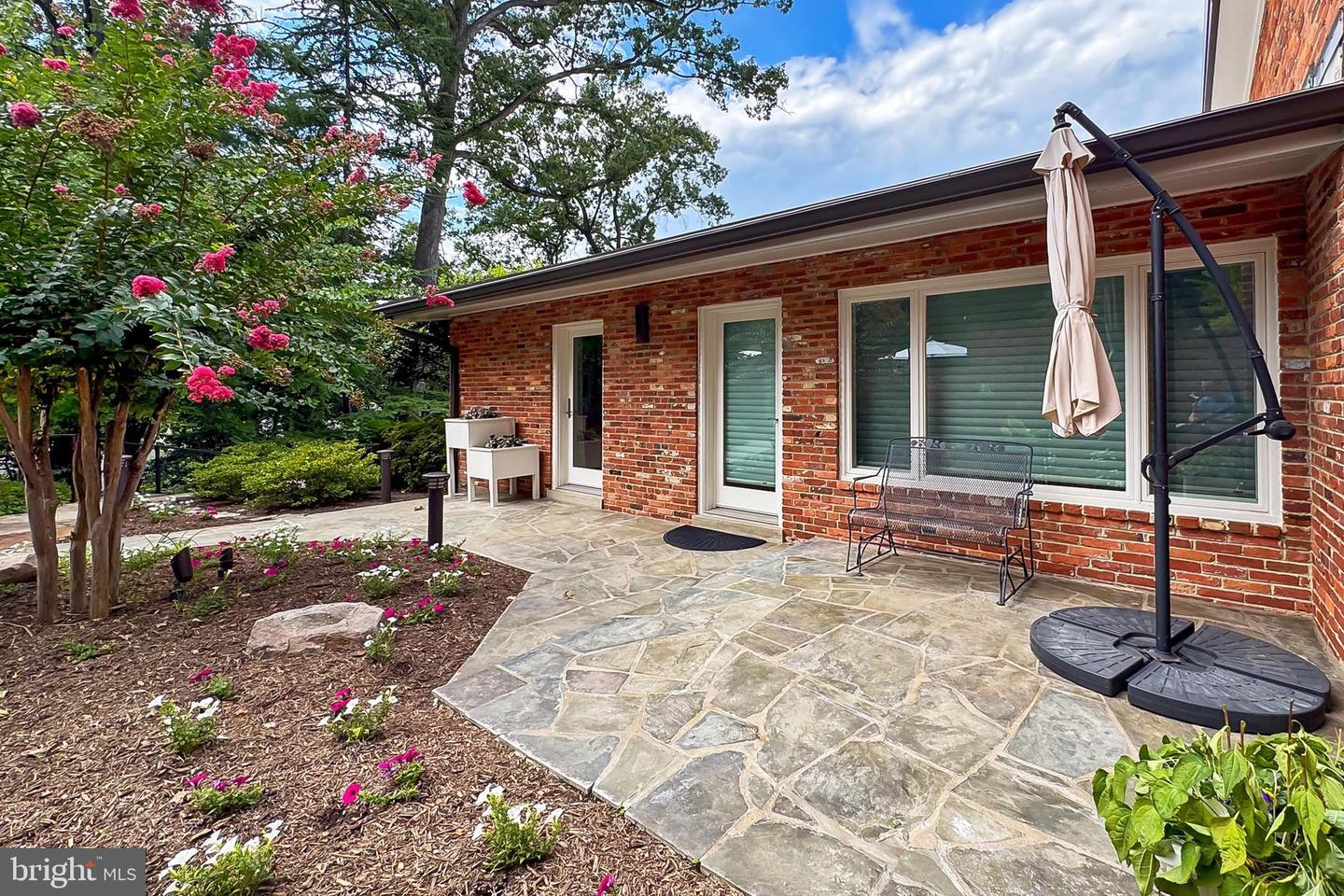 1753 ARMY NAVY DR, ARLINGTON, Virginia 22202, 6 Bedrooms Bedrooms, ,6 BathroomsBathrooms,Residential,For sale,1753 ARMY NAVY DR,VAAR2063716 MLS # VAAR2063716