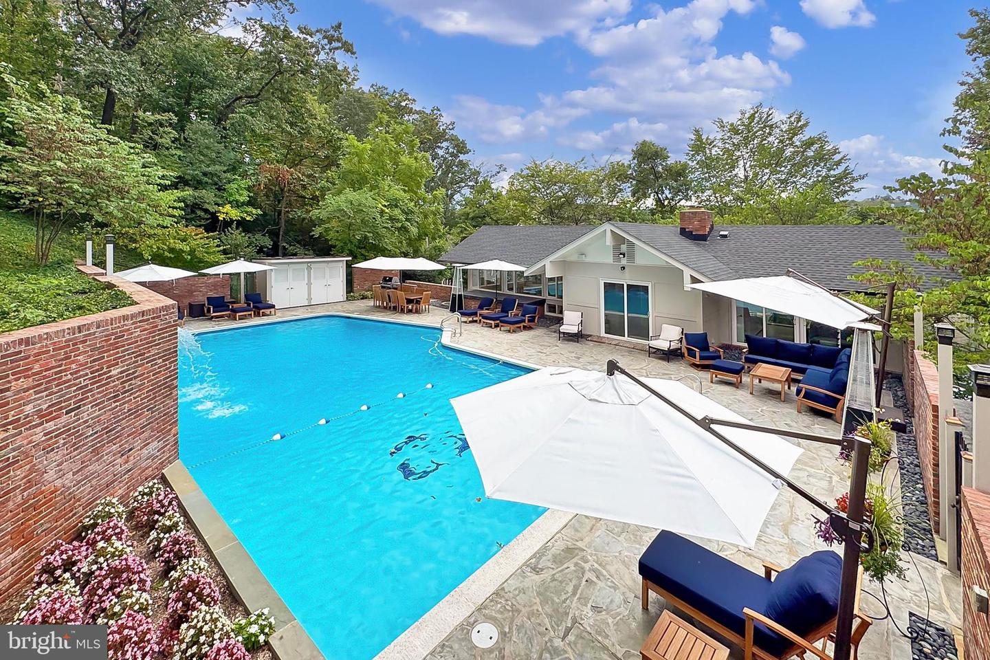 1753 ARMY NAVY DR, ARLINGTON, Virginia 22202, 6 Bedrooms Bedrooms, ,6 BathroomsBathrooms,Residential,For sale,1753 ARMY NAVY DR,VAAR2063716 MLS # VAAR2063716