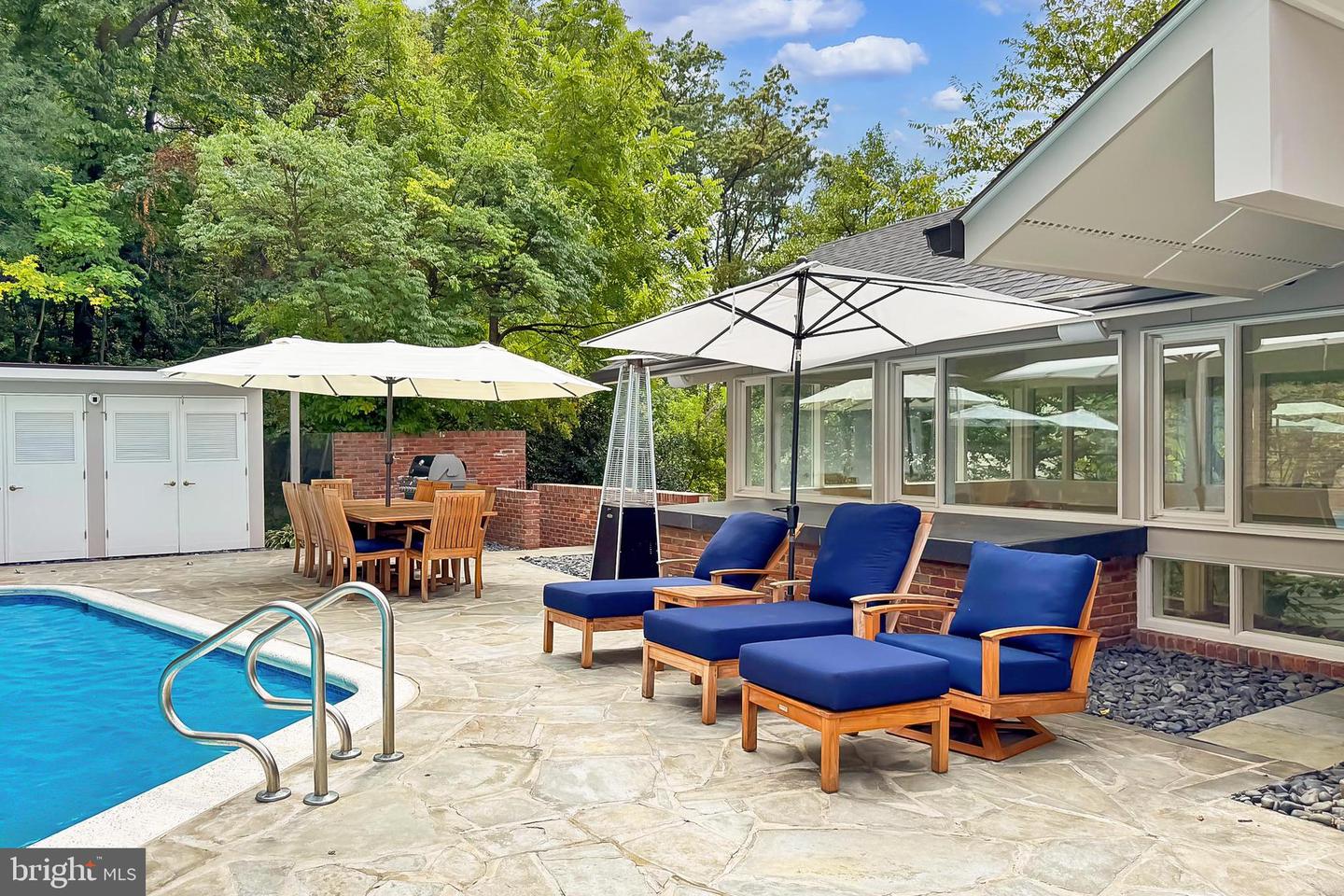 1753 ARMY NAVY DR, ARLINGTON, Virginia 22202, 6 Bedrooms Bedrooms, ,6 BathroomsBathrooms,Residential,For sale,1753 ARMY NAVY DR,VAAR2063716 MLS # VAAR2063716
