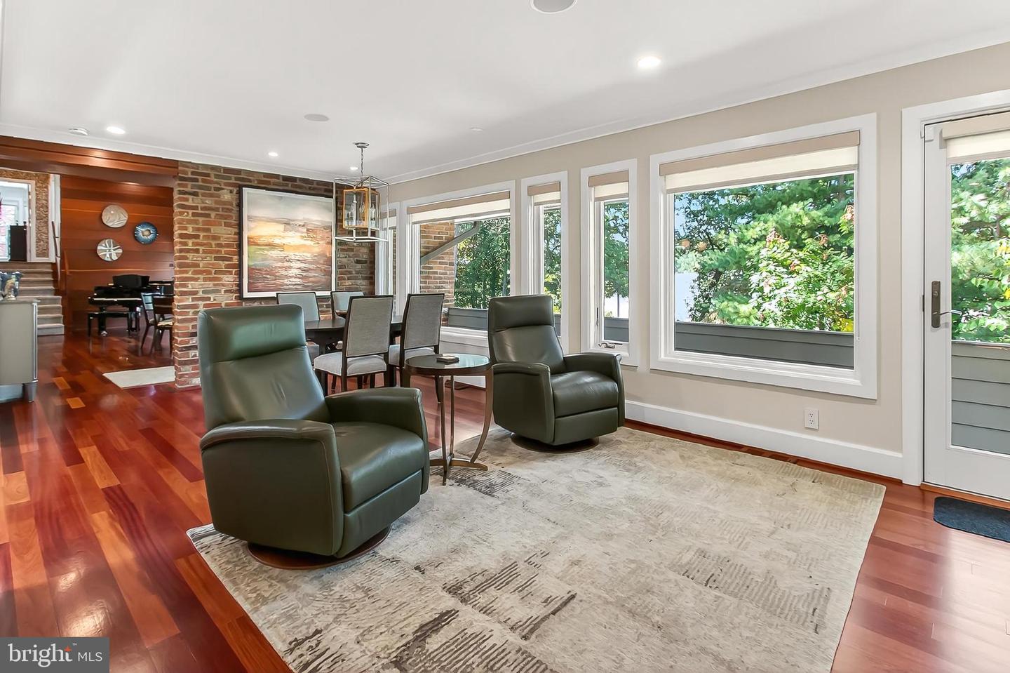 1753 ARMY NAVY DR, ARLINGTON, Virginia 22202, 6 Bedrooms Bedrooms, ,6 BathroomsBathrooms,Residential,For sale,1753 ARMY NAVY DR,VAAR2063716 MLS # VAAR2063716