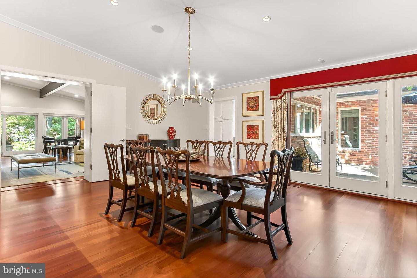 1753 ARMY NAVY DR, ARLINGTON, Virginia 22202, 6 Bedrooms Bedrooms, ,6 BathroomsBathrooms,Residential,For sale,1753 ARMY NAVY DR,VAAR2063716 MLS # VAAR2063716