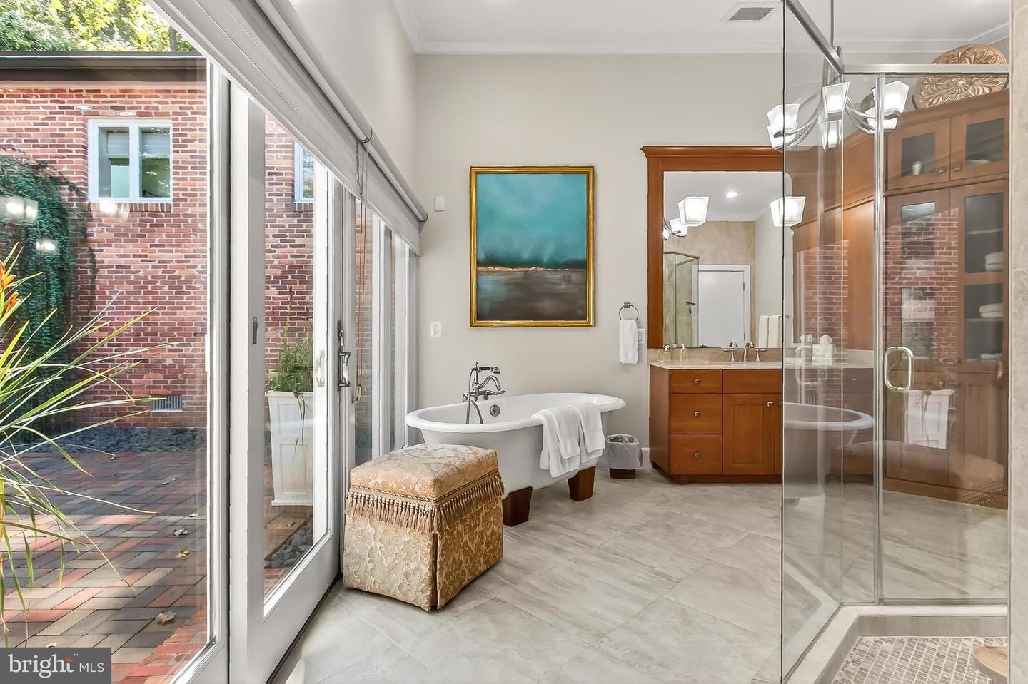 1753 ARMY NAVY DR, ARLINGTON, Virginia 22202, 6 Bedrooms Bedrooms, ,6 BathroomsBathrooms,Residential,For sale,1753 ARMY NAVY DR,VAAR2063716 MLS # VAAR2063716