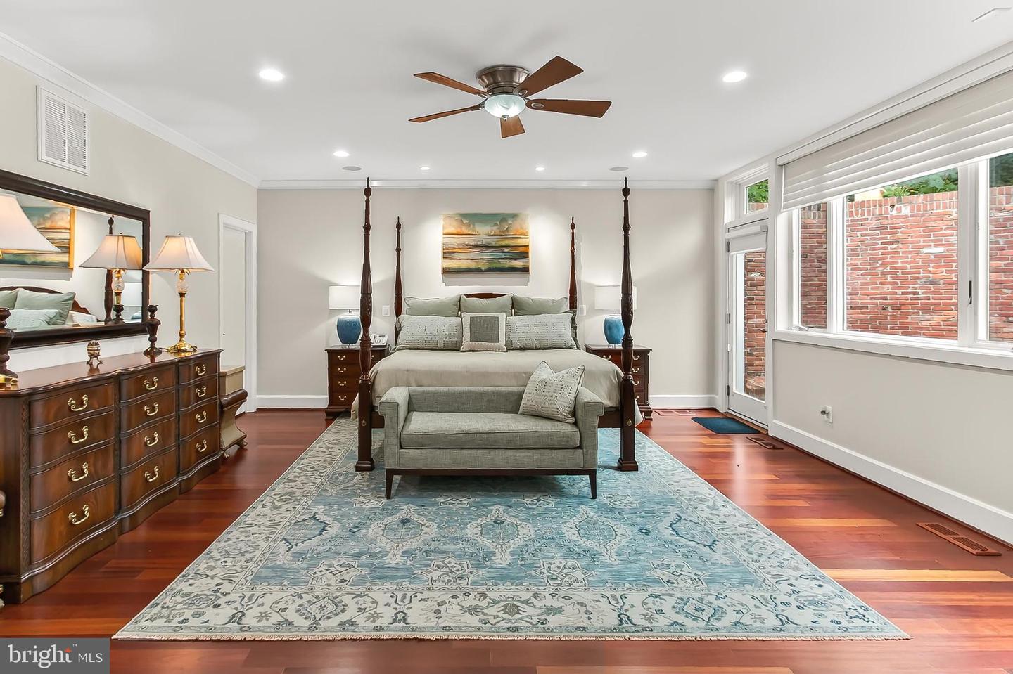 1753 ARMY NAVY DR, ARLINGTON, Virginia 22202, 6 Bedrooms Bedrooms, ,6 BathroomsBathrooms,Residential,For sale,1753 ARMY NAVY DR,VAAR2063716 MLS # VAAR2063716
