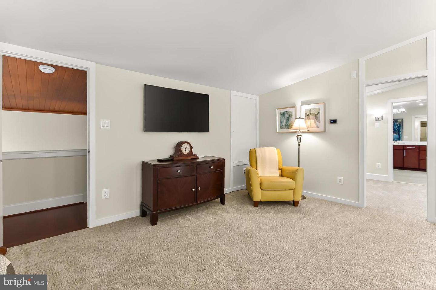 1753 ARMY NAVY DR, ARLINGTON, Virginia 22202, 6 Bedrooms Bedrooms, ,6 BathroomsBathrooms,Residential,For sale,1753 ARMY NAVY DR,VAAR2063716 MLS # VAAR2063716