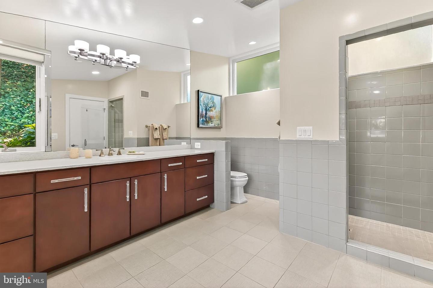 1753 ARMY NAVY DR, ARLINGTON, Virginia 22202, 6 Bedrooms Bedrooms, ,6 BathroomsBathrooms,Residential,For sale,1753 ARMY NAVY DR,VAAR2063716 MLS # VAAR2063716