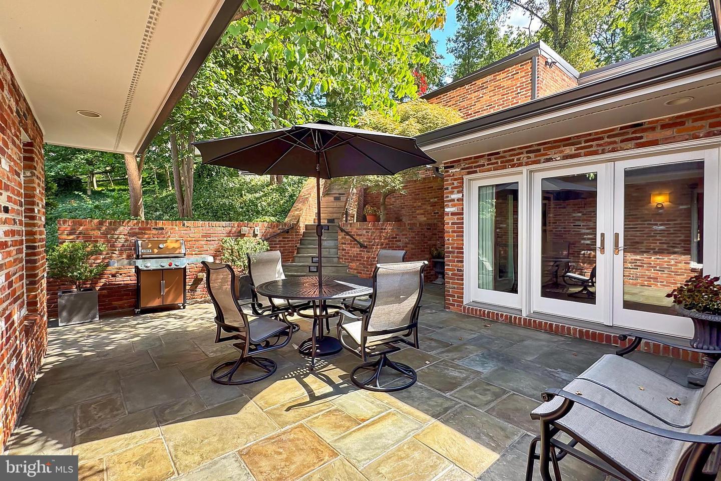 1753 ARMY NAVY DR, ARLINGTON, Virginia 22202, 6 Bedrooms Bedrooms, ,6 BathroomsBathrooms,Residential,For sale,1753 ARMY NAVY DR,VAAR2063716 MLS # VAAR2063716