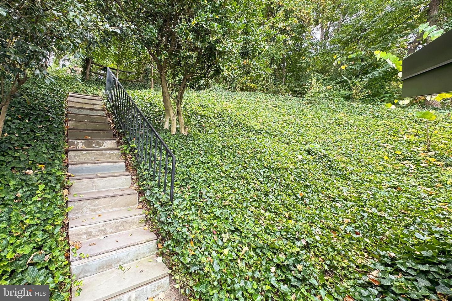 1753 ARMY NAVY DR, ARLINGTON, Virginia 22202, 6 Bedrooms Bedrooms, ,6 BathroomsBathrooms,Residential,For sale,1753 ARMY NAVY DR,VAAR2063716 MLS # VAAR2063716