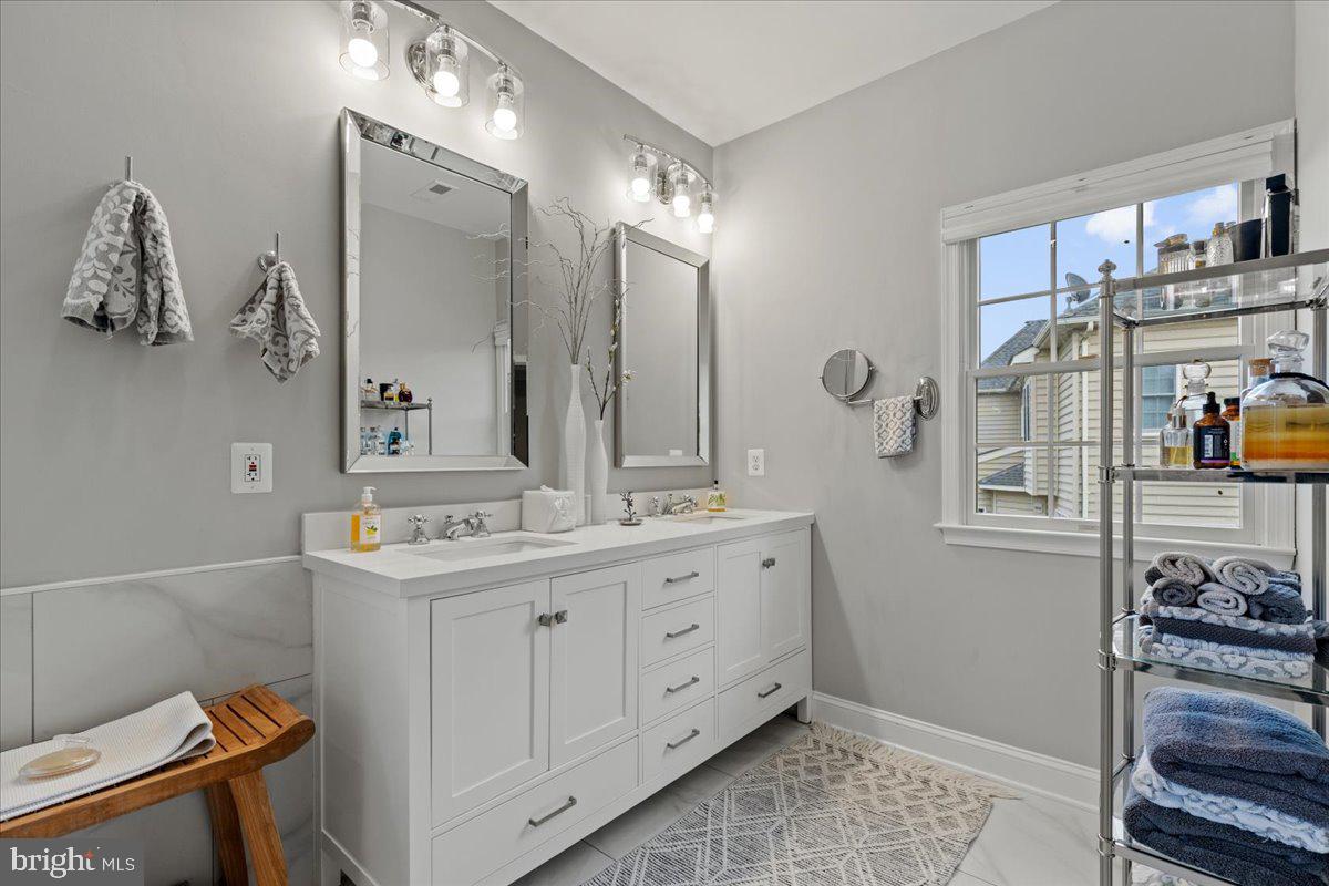 19598 SARATOGA SPRINGS PL, ASHBURN, Virginia 20147, 5 Bedrooms Bedrooms, ,4 BathroomsBathrooms,Residential,For sale,19598 SARATOGA SPRINGS PL,VALO2107070 MLS # VALO2107070