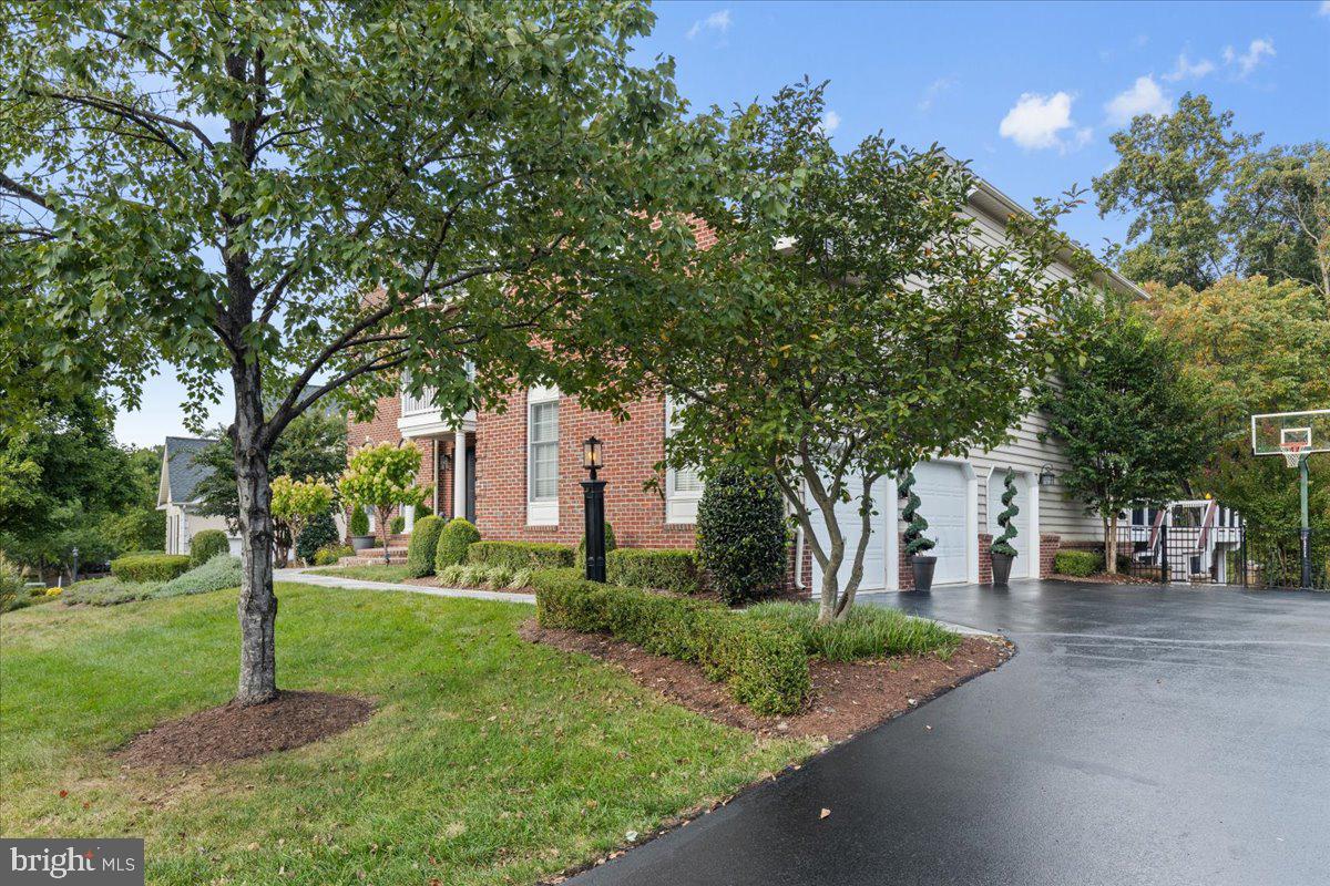 19598 SARATOGA SPRINGS PL, ASHBURN, Virginia 20147, 5 Bedrooms Bedrooms, ,4 BathroomsBathrooms,Residential,For sale,19598 SARATOGA SPRINGS PL,VALO2107070 MLS # VALO2107070