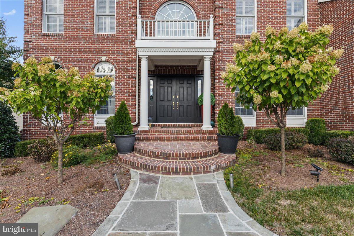 19598 SARATOGA SPRINGS PL, ASHBURN, Virginia 20147, 5 Bedrooms Bedrooms, ,4 BathroomsBathrooms,Residential,For sale,19598 SARATOGA SPRINGS PL,VALO2107070 MLS # VALO2107070