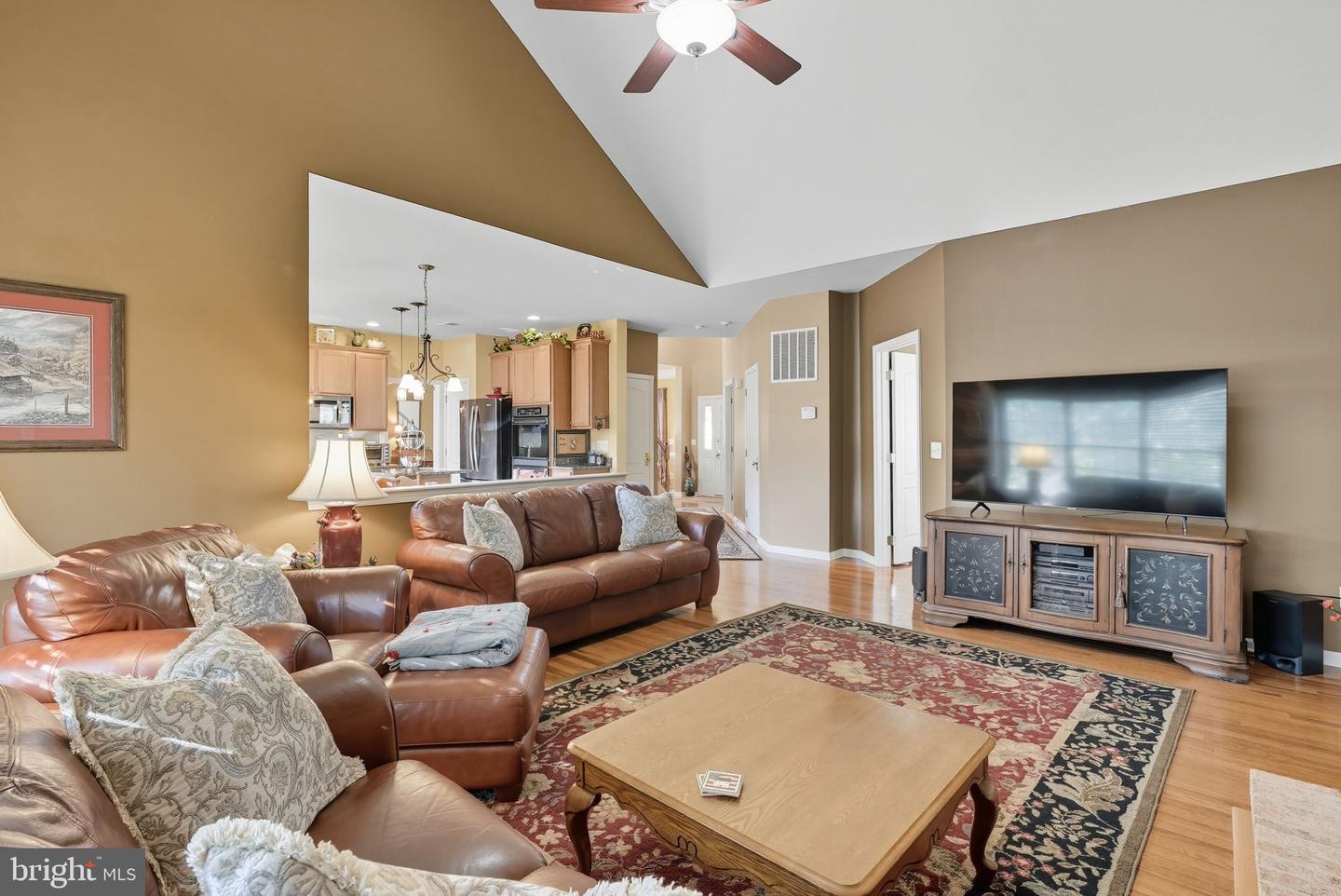 5429 BOWERS HILL DR, HAYMARKET, Virginia 20169, 4 Bedrooms Bedrooms, ,2 BathroomsBathrooms,Residential,For sale,5429 BOWERS HILL DR,VAPW2104580 MLS # VAPW2104580