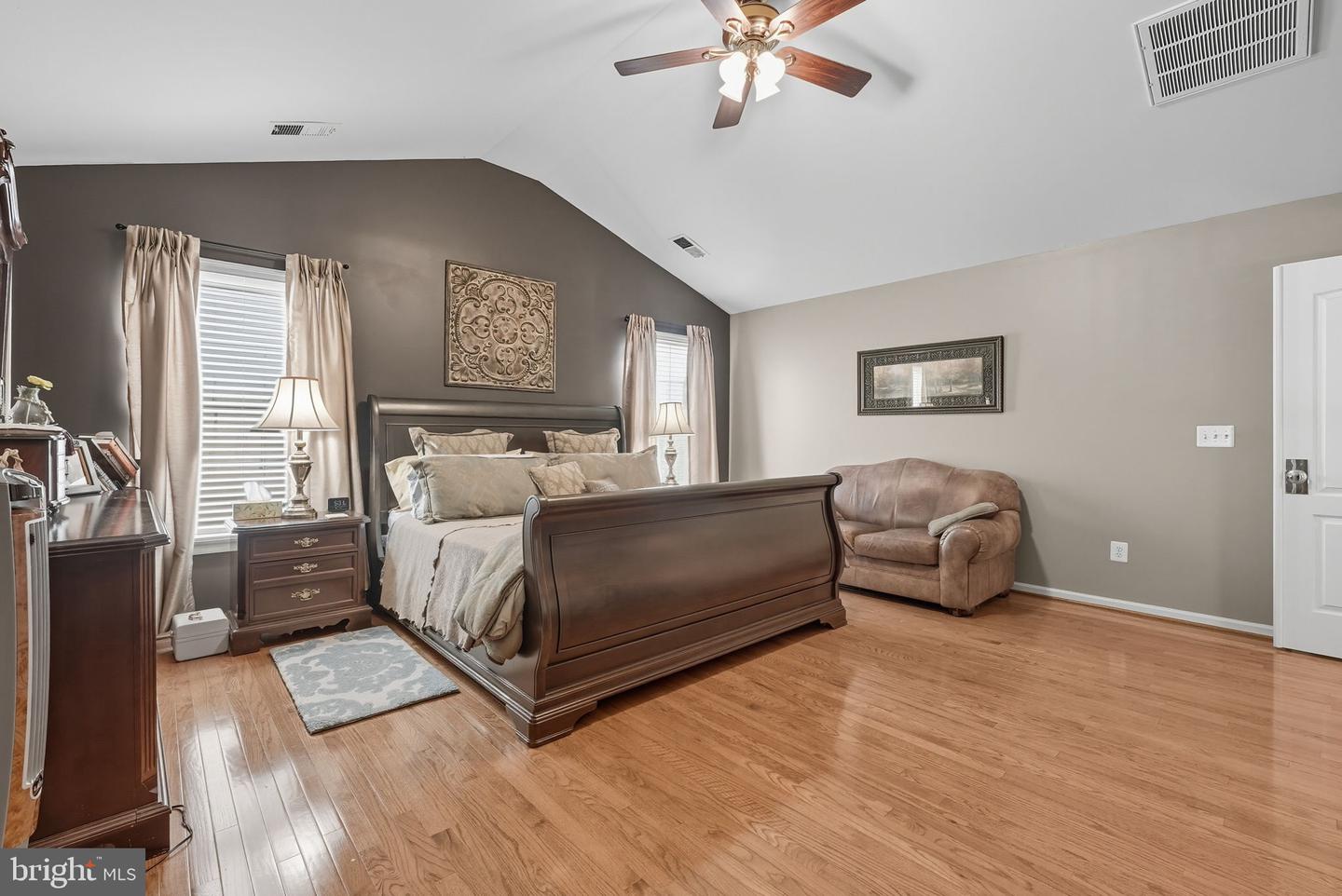 5429 BOWERS HILL DR, HAYMARKET, Virginia 20169, 4 Bedrooms Bedrooms, ,2 BathroomsBathrooms,Residential,For sale,5429 BOWERS HILL DR,VAPW2104580 MLS # VAPW2104580