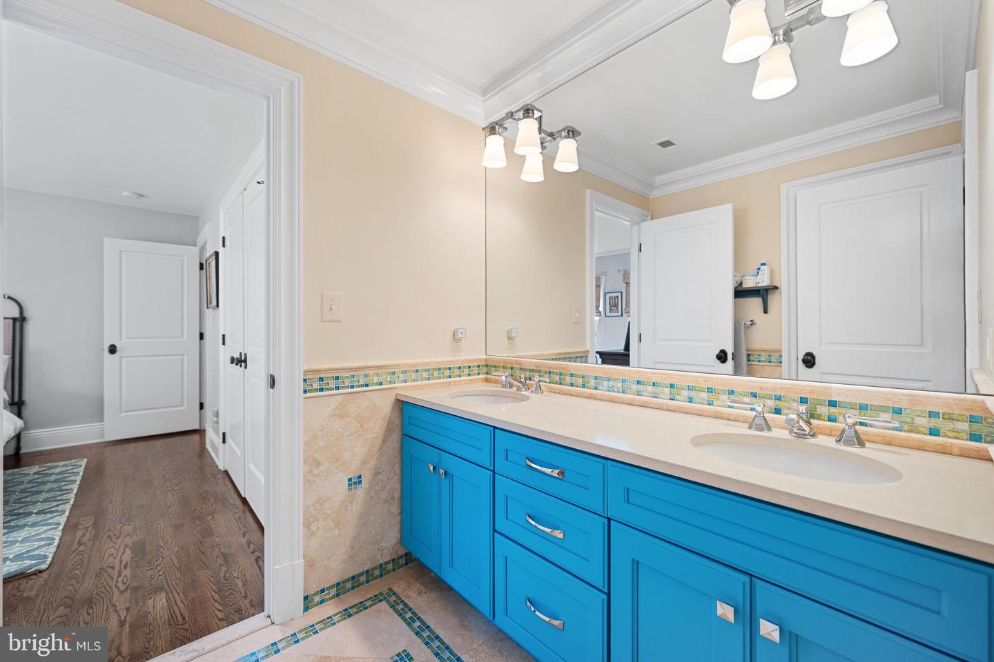 6020 COPELY LN, MCLEAN, Virginia 22101, 6 Bedrooms Bedrooms, ,6 BathroomsBathrooms,Residential,For sale,6020 COPELY LN,VAFX2268828 MLS # VAFX2268828