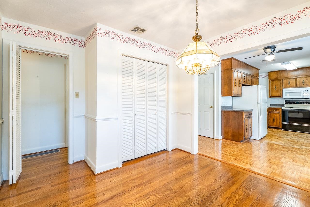 3107 RAWLEY PIKE, ROCKINGHAM, Virginia 22801, 3 Bedrooms Bedrooms, ,2 BathroomsBathrooms,Residential,3107 RAWLEY PIKE,669303 MLS # 669303