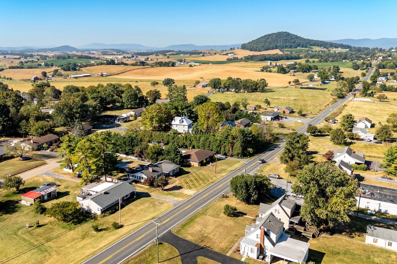 3107 RAWLEY PIKE, ROCKINGHAM, Virginia 22801, 3 Bedrooms Bedrooms, ,2 BathroomsBathrooms,Residential,3107 RAWLEY PIKE,669303 MLS # 669303