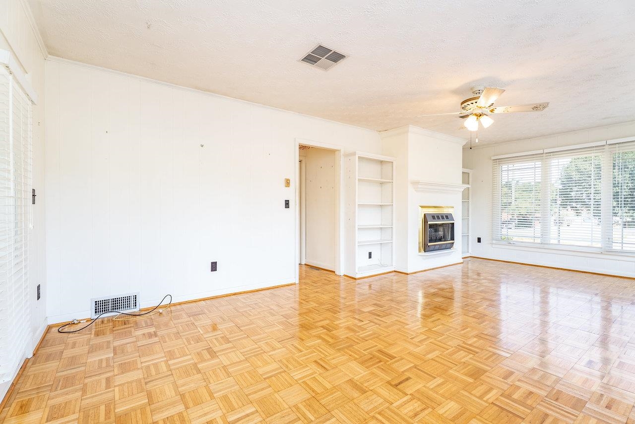 3107 RAWLEY PIKE, ROCKINGHAM, Virginia 22801, 3 Bedrooms Bedrooms, ,2 BathroomsBathrooms,Residential,3107 RAWLEY PIKE,669303 MLS # 669303