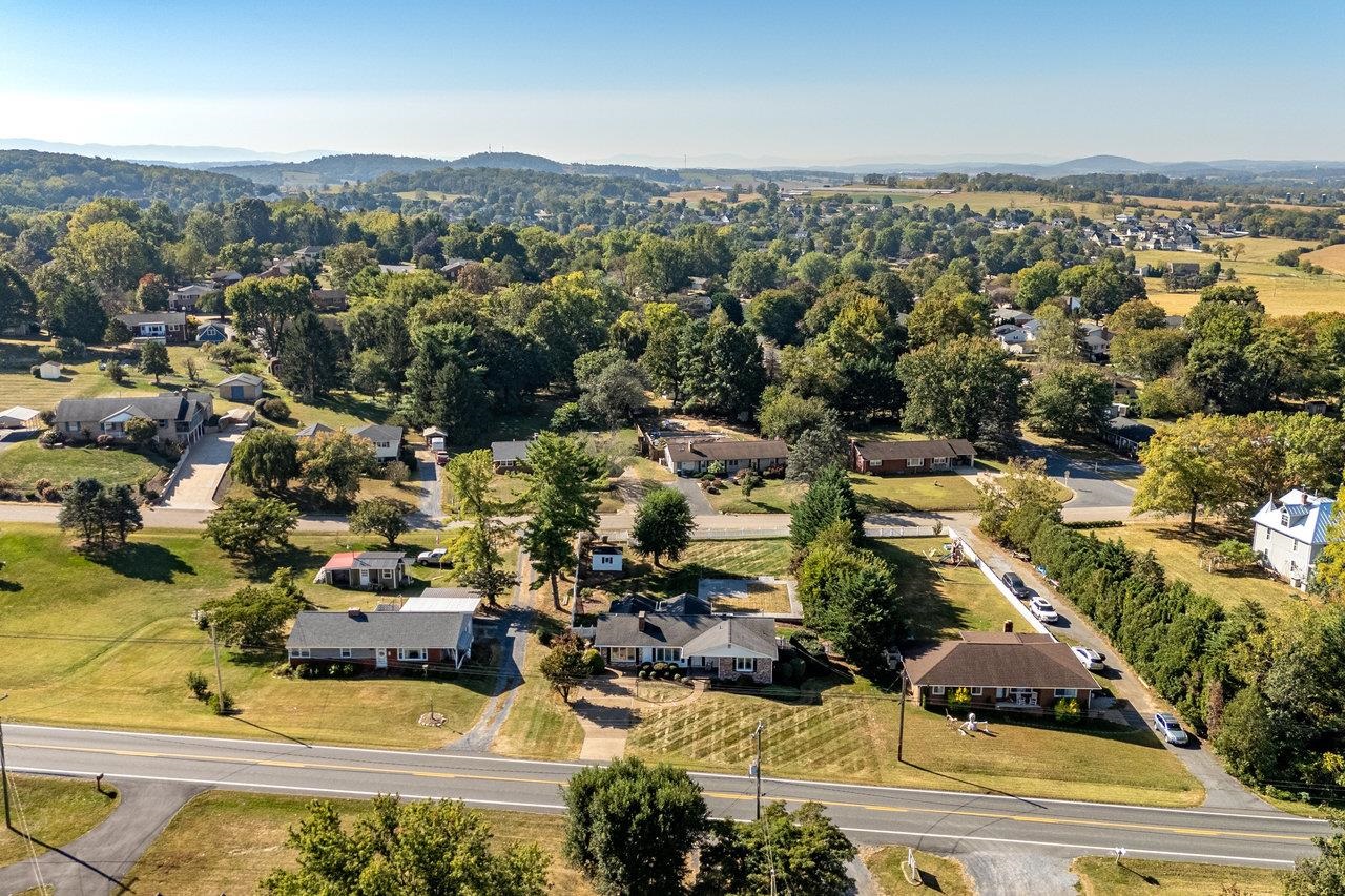 3107 RAWLEY PIKE, ROCKINGHAM, Virginia 22801, 3 Bedrooms Bedrooms, ,2 BathroomsBathrooms,Residential,3107 RAWLEY PIKE,669303 MLS # 669303