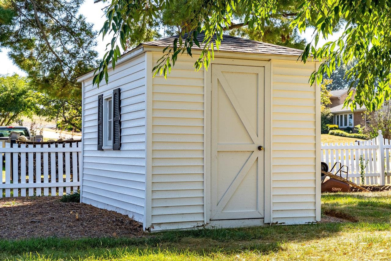 3107 RAWLEY PIKE, ROCKINGHAM, Virginia 22801, 3 Bedrooms Bedrooms, ,2 BathroomsBathrooms,Residential,3107 RAWLEY PIKE,669303 MLS # 669303