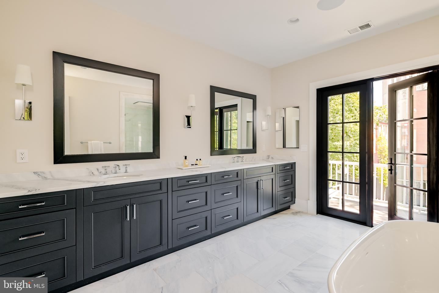 3117 38TH ST NW, WASHINGTON, District Of Columbia 20016, 6 Bedrooms Bedrooms, ,5 BathroomsBathrooms,Residential,For sale,3117 38TH ST NW,DCDC2220536 MLS # DCDC2220536