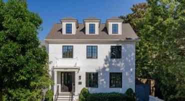 3117 38TH ST NW, WASHINGTON, District Of Columbia 20016, 6 Bedrooms Bedrooms, ,5 BathroomsBathrooms,Residential,For sale,3117 38TH ST NW,DCDC2220536 MLS # DCDC2220536
