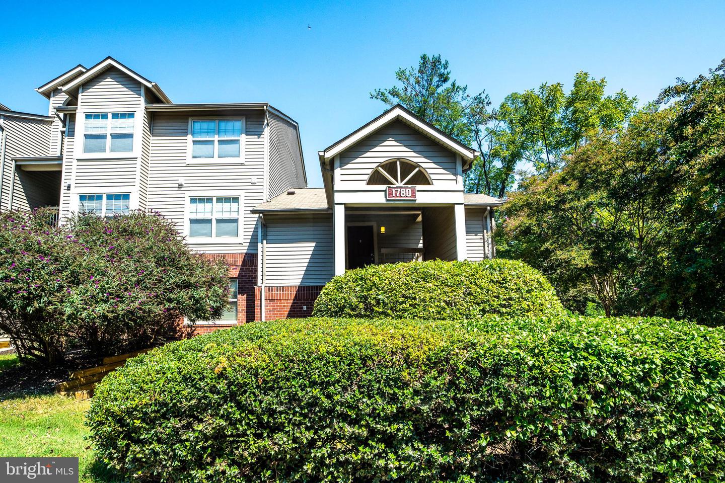 1780 JONATHAN WAY #1780-A, RESTON, Virginia 20190, 2 Bedrooms Bedrooms, 6 Rooms Rooms,1 BathroomBathrooms,Residential,For sale,1780 JONATHAN WAY #1780-A,VAFX2265998 MLS # VAFX2265998