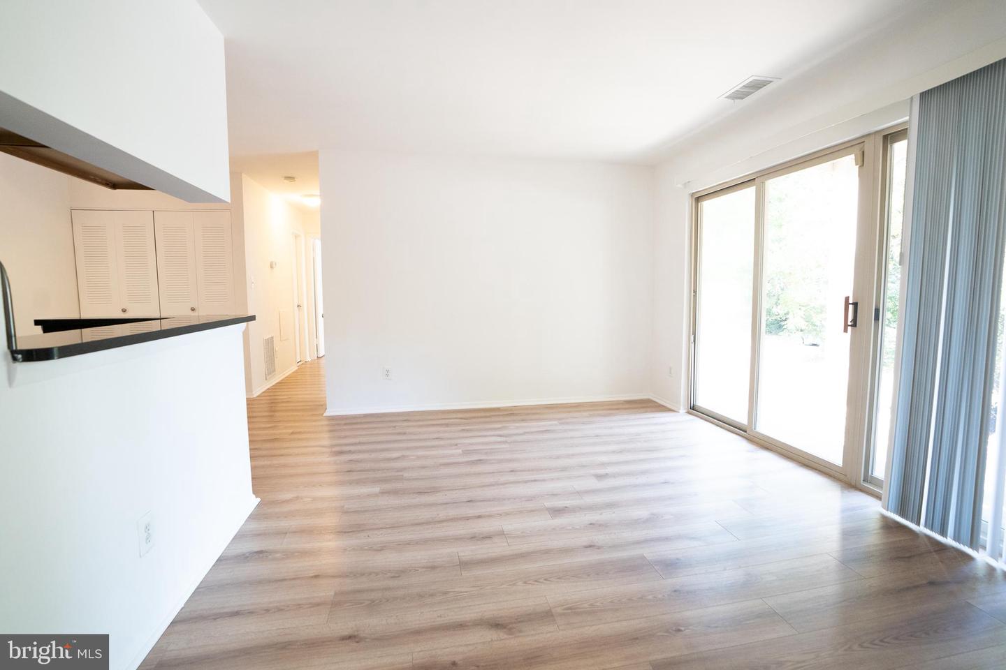 1780 JONATHAN WAY #1780-A, RESTON, Virginia 20190, 2 Bedrooms Bedrooms, 6 Rooms Rooms,1 BathroomBathrooms,Residential,For sale,1780 JONATHAN WAY #1780-A,VAFX2265998 MLS # VAFX2265998 1780 JONATHAN WAY #1780-A, RESTON, Virginia 20190, 2 Bedrooms Bedrooms, 6 Rooms Rooms,1 BathroomBathrooms,Residential,For sale,1780 JONATHAN WAY #1780-A,VAFX2265998 MLS # VAFX2265998