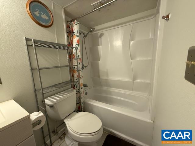 665 GLORIA PL, STAUNTON, Virginia 24401, 4 Bedrooms Bedrooms, ,3 BathroomsBathrooms,Residential,For sale,665 GLORIA PL,668820 MLS # 668820