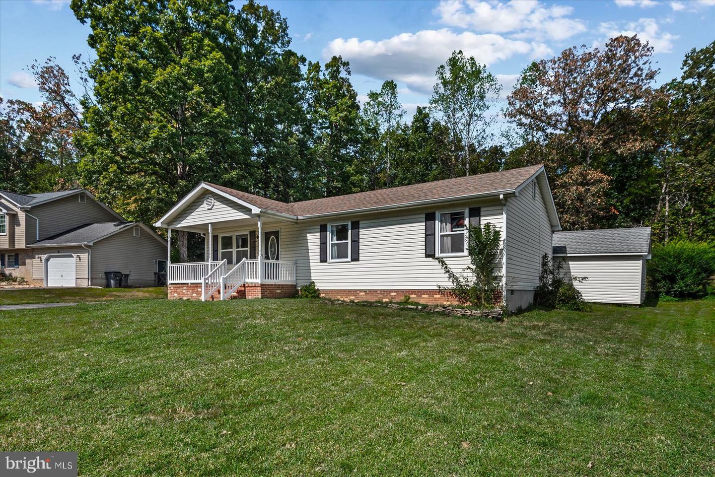 10420 FOREST HILL CT, FREDERICKSBURG, Virginia 22408, 3 Bedrooms Bedrooms, 5 Rooms Rooms,2 BathroomsBathrooms,Residential,For sale,10420 FOREST HILL CT,VASP2036328 MLS # VASP2036328