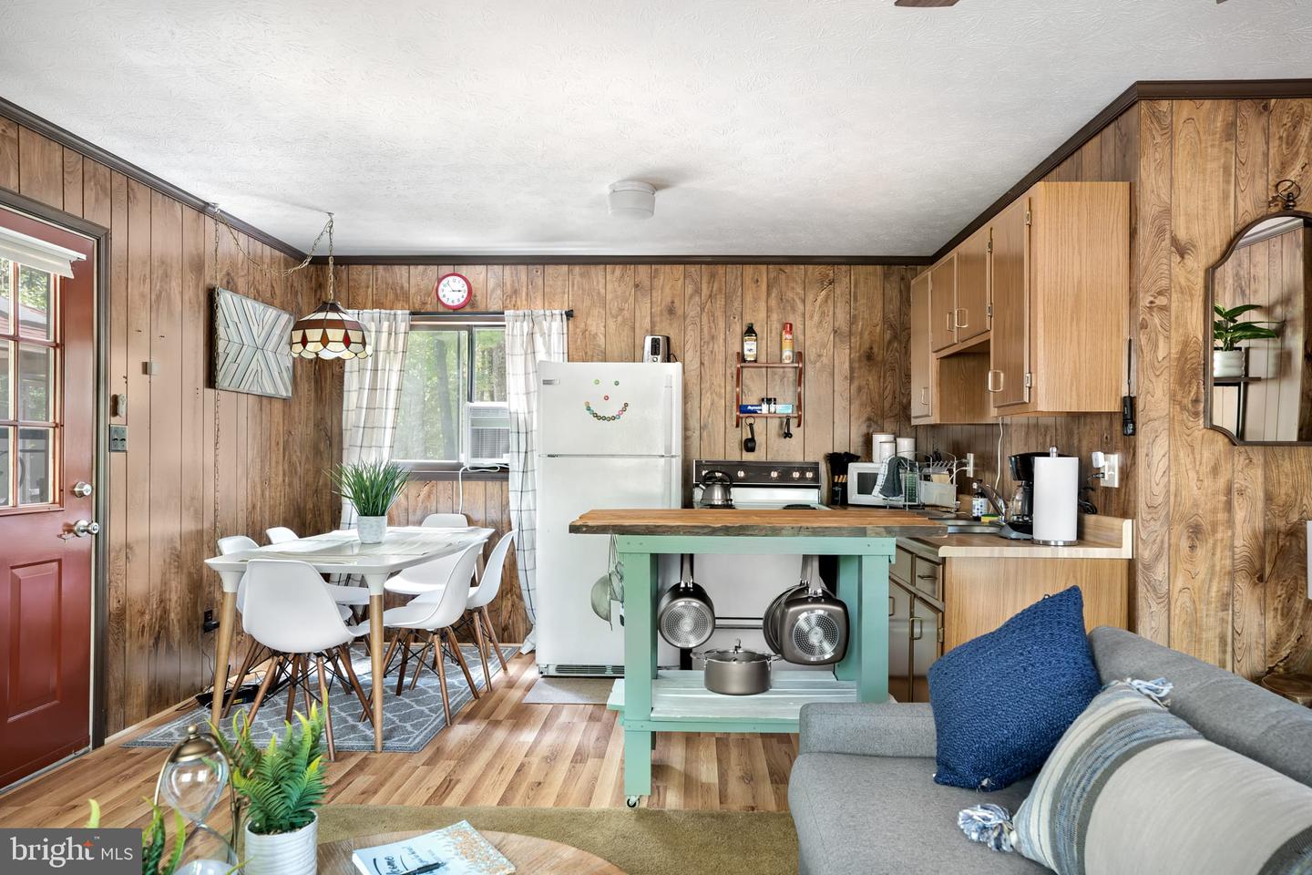 236 JUDD LN, MOUNT JACKSON, Virginia 22842, 2 Bedrooms Bedrooms, ,1 BathroomBathrooms,Residential,For sale,236 JUDD LN,VASH2012562 MLS # VASH2012562 236 JUDD LN, MOUNT JACKSON, Virginia 22842, 2 Bedrooms Bedrooms, ,1 BathroomBathrooms,Residential,For sale,236 JUDD LN,VASH2012562 MLS # VASH2012562