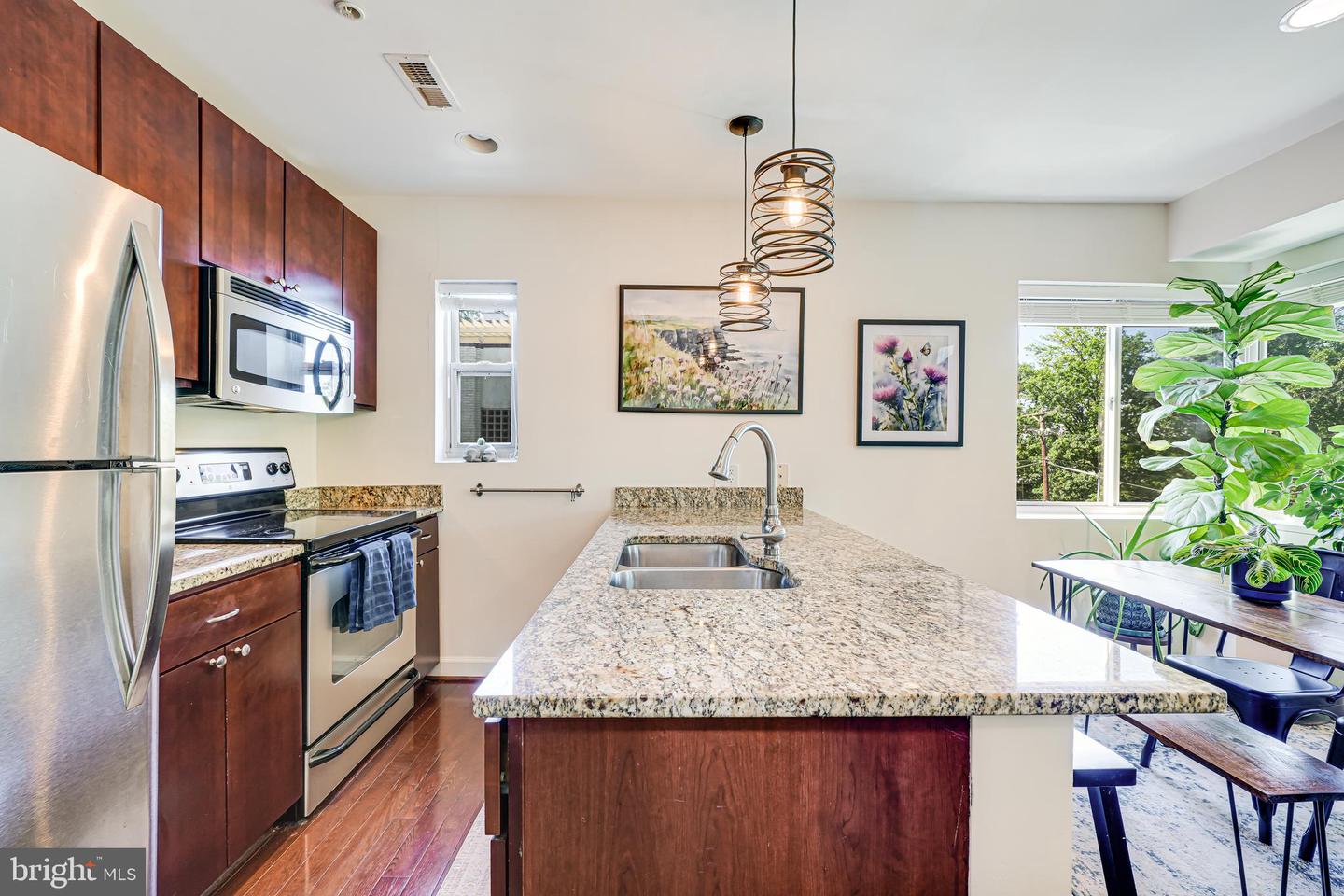 5407 9TH ST NW #310, WASHINGTON, District Of Columbia 20011, 1 Bedroom Bedrooms, 3 Rooms Rooms,1 BathroomBathrooms,Residential,For sale,5407 9TH ST NW #310,DCDC2223408 MLS # DCDC2223408