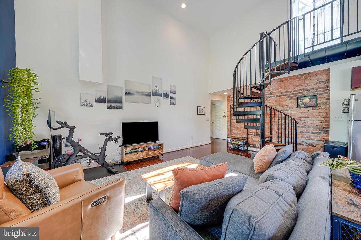 5407 9TH ST NW #310, WASHINGTON, District Of Columbia 20011, 1 Bedroom Bedrooms, 3 Rooms Rooms,1 BathroomBathrooms,Residential,For sale,5407 9TH ST NW #310,DCDC2223408 MLS # DCDC2223408