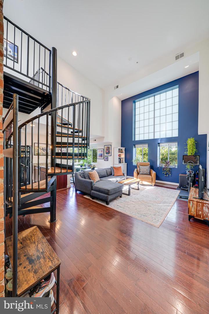 5407 9TH ST NW #310, WASHINGTON, District Of Columbia 20011, 1 Bedroom Bedrooms, 3 Rooms Rooms,1 BathroomBathrooms,Residential,For sale,5407 9TH ST NW #310,DCDC2223408 MLS # DCDC2223408