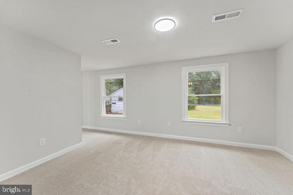 601 WOODSTOCK RD, RICHMOND, Virginia 23224, 3 Bedrooms Bedrooms, ,2 BathroomsBathrooms,Residential,For sale,601 WOODSTOCK RD,VARC2000758 MLS # VARC2000758