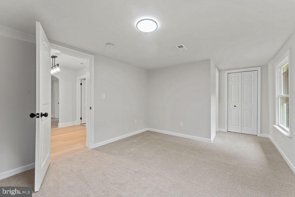 601 WOODSTOCK RD, RICHMOND, Virginia 23224, 3 Bedrooms Bedrooms, ,2 BathroomsBathrooms,Residential,For sale,601 WOODSTOCK RD,VARC2000758 MLS # VARC2000758