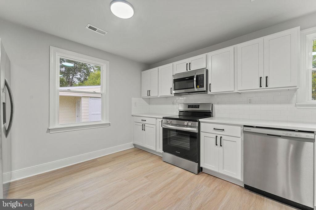 601 WOODSTOCK RD, RICHMOND, Virginia 23224, 3 Bedrooms Bedrooms, ,2 BathroomsBathrooms,Residential,For sale,601 WOODSTOCK RD,VARC2000758 MLS # VARC2000758