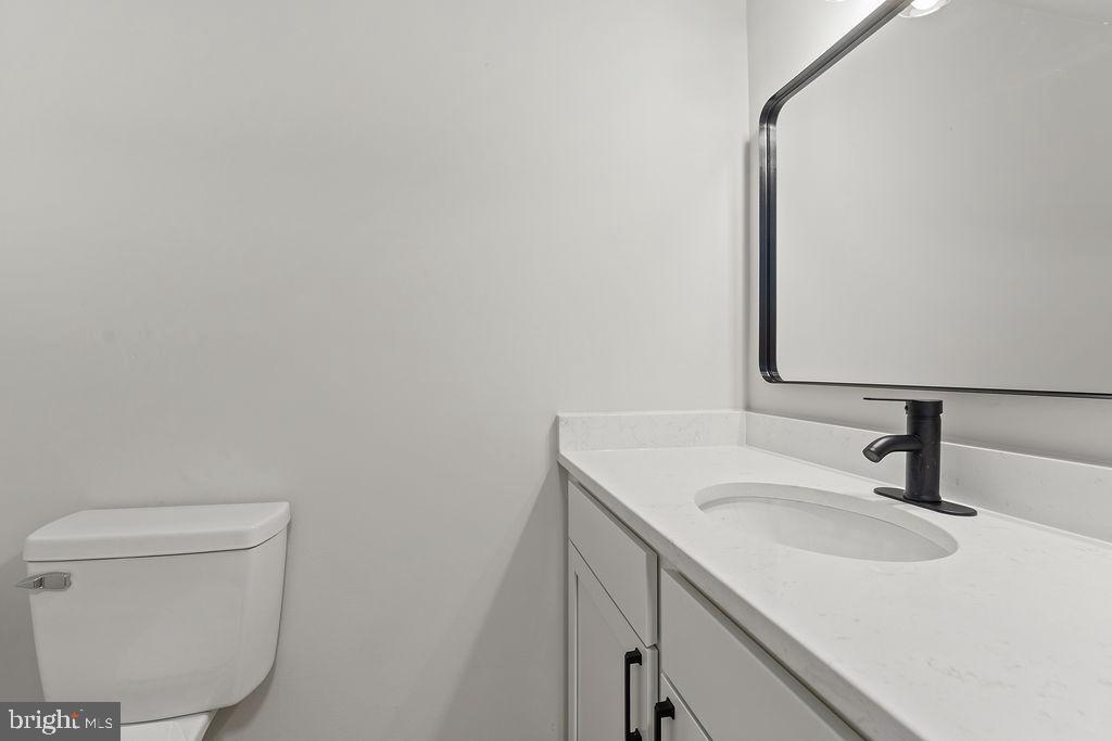 601 WOODSTOCK RD, RICHMOND, Virginia 23224, 3 Bedrooms Bedrooms, ,2 BathroomsBathrooms,Residential,For sale,601 WOODSTOCK RD,VARC2000758 MLS # VARC2000758