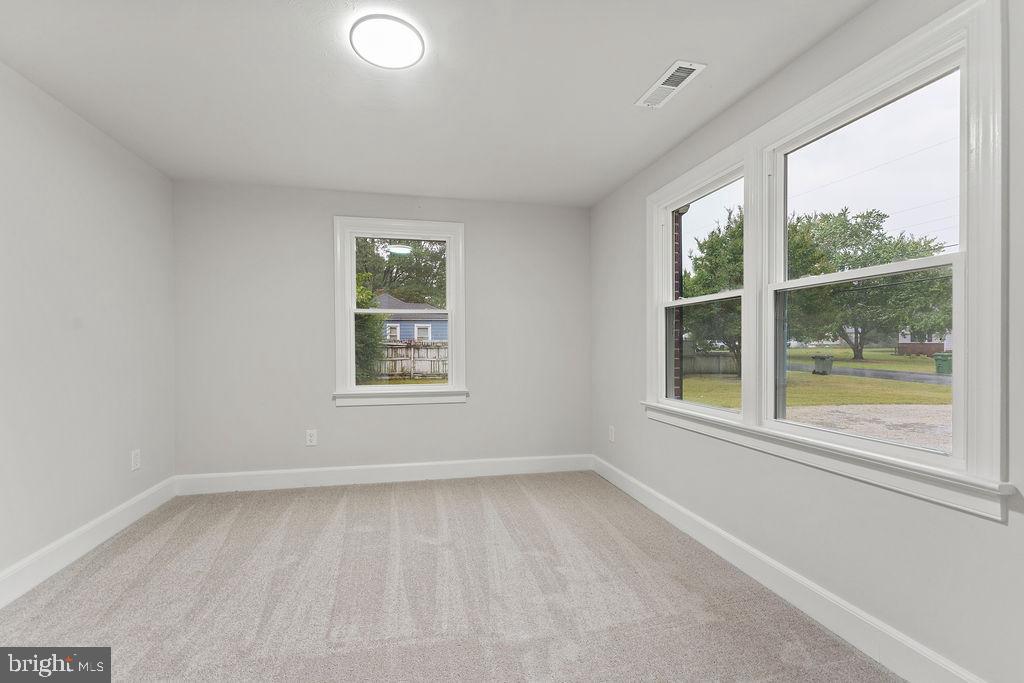 601 WOODSTOCK RD, RICHMOND, Virginia 23224, 3 Bedrooms Bedrooms, ,2 BathroomsBathrooms,Residential,For sale,601 WOODSTOCK RD,VARC2000758 MLS # VARC2000758