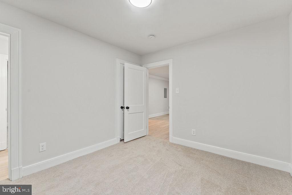 601 WOODSTOCK RD, RICHMOND, Virginia 23224, 3 Bedrooms Bedrooms, ,2 BathroomsBathrooms,Residential,For sale,601 WOODSTOCK RD,VARC2000758 MLS # VARC2000758